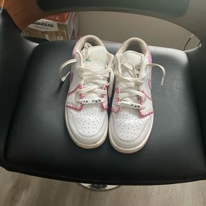 Air Jordan Low SE Big Kids' Shoes